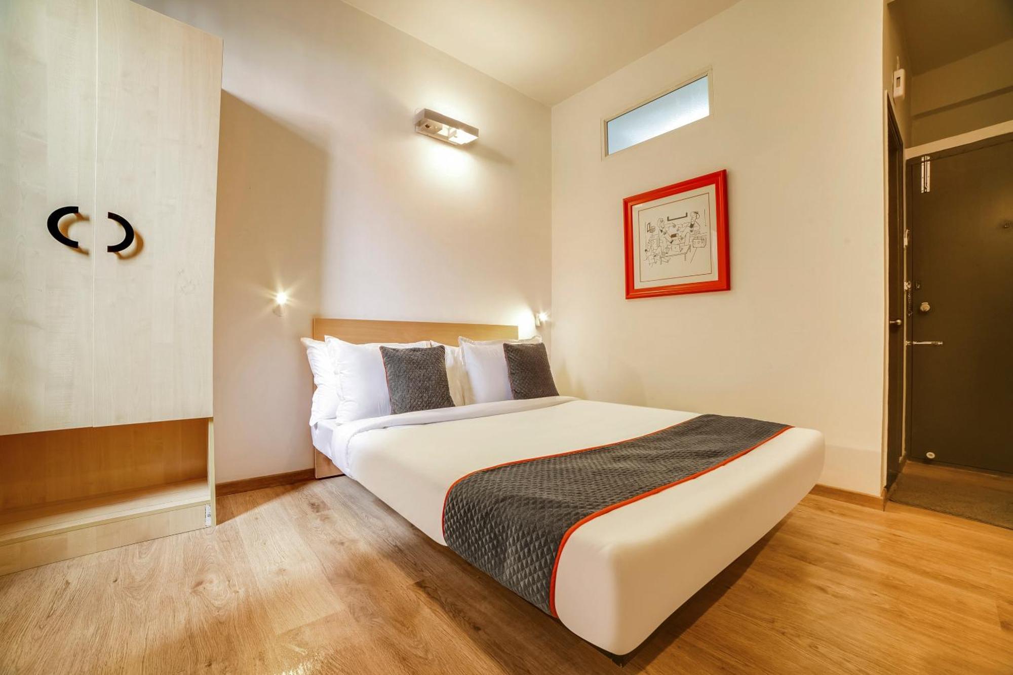 Townhouse Sarvar Hospitality Near Ascendas Park Square Mall บังกาลอร์ ภายนอก รูปภาพ